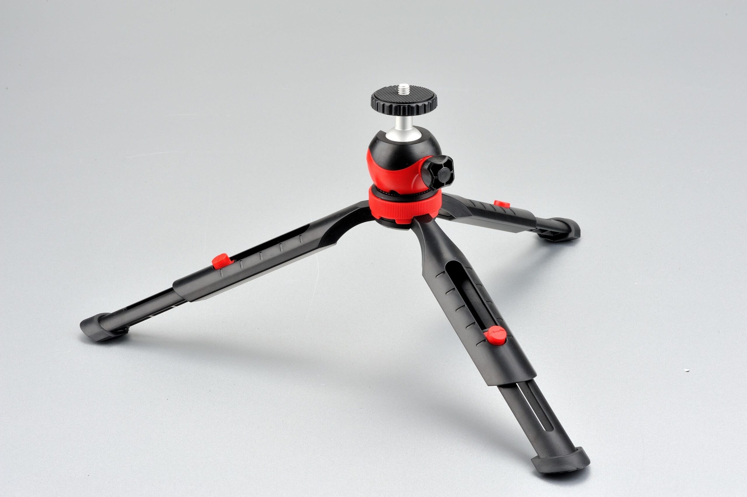 s-072-mini-tripod-14872.jpg