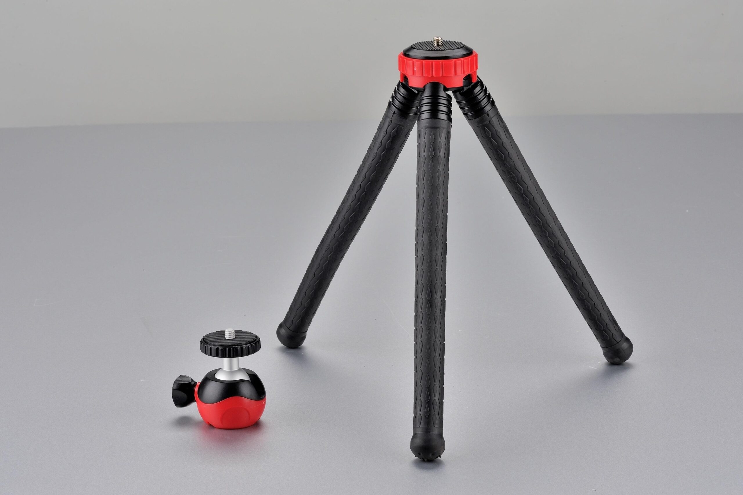 s-080-mini-tripod-14876.jpg